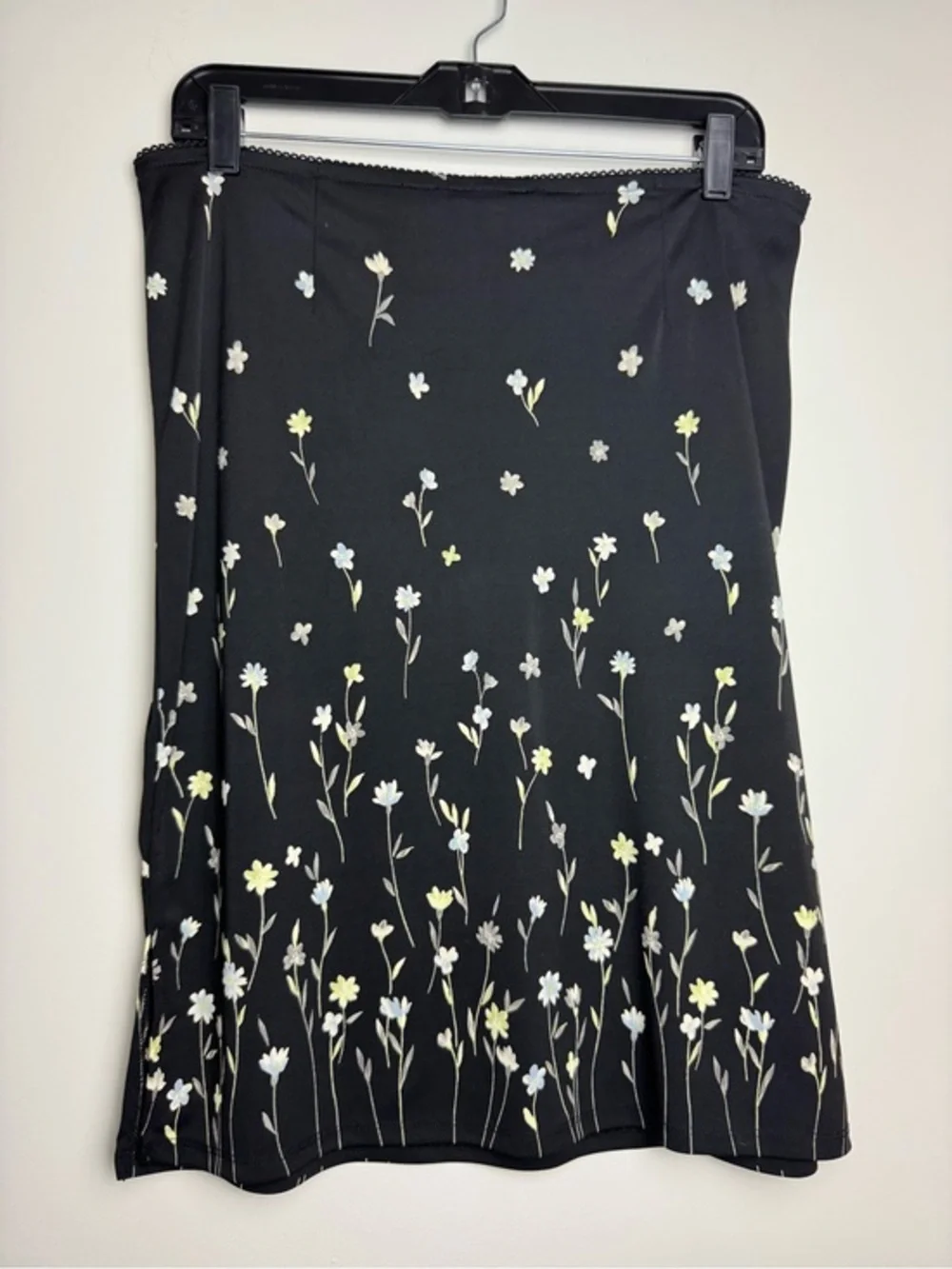 Vintage Liz Claiborne Black A-Line Skirt with Floral Print